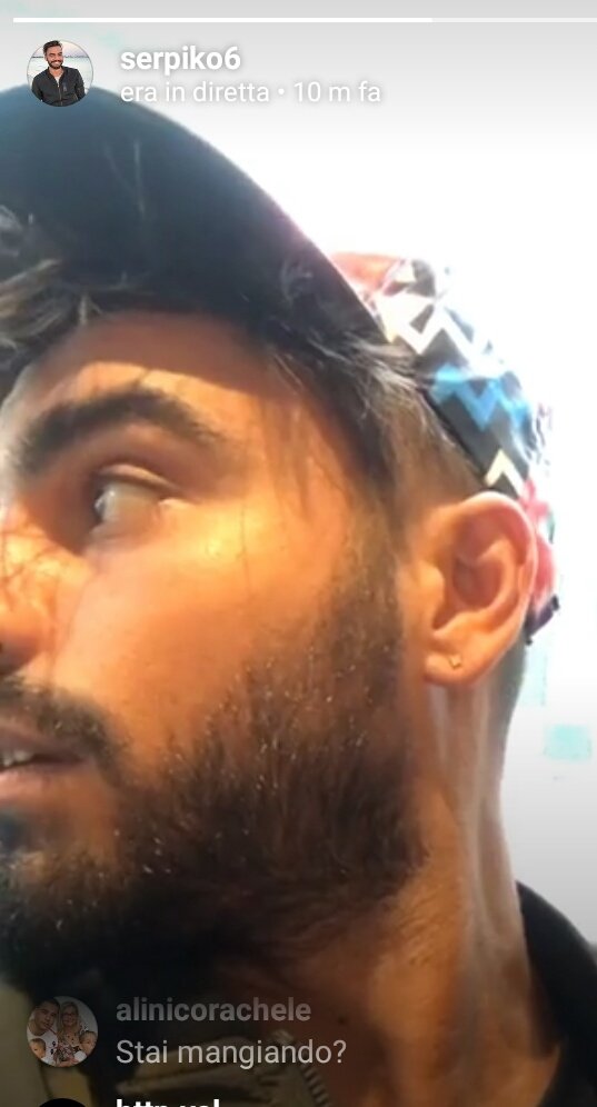 theking_16__'s tweet photo. Tesoro a quando la prossima diretta per dirci che stai bene?
#MarioSerpa https://t.co/HRKfMs64xa