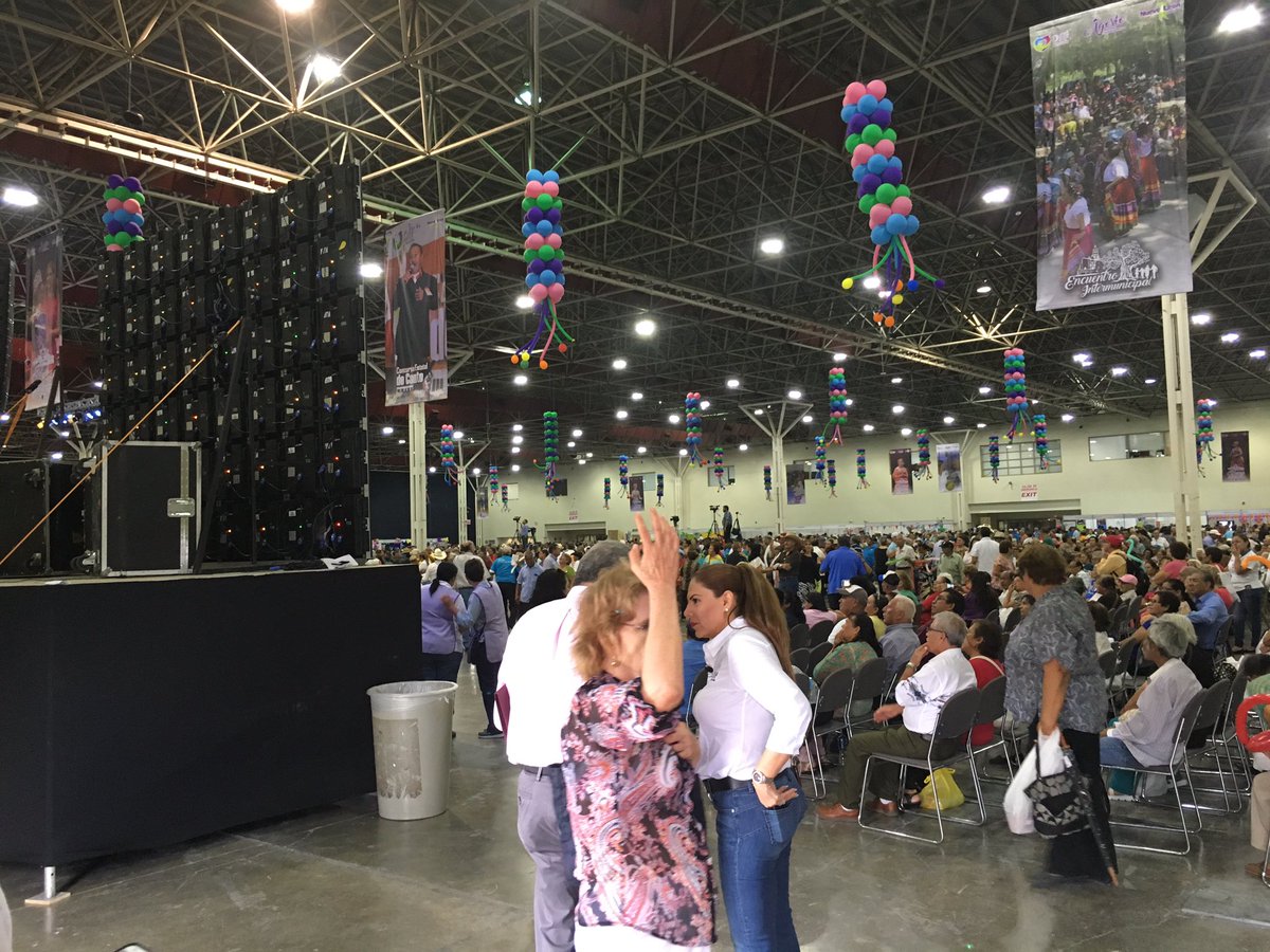 elburro34's tweet photo. Comenzamos https://t.co/9D28F6WtC2