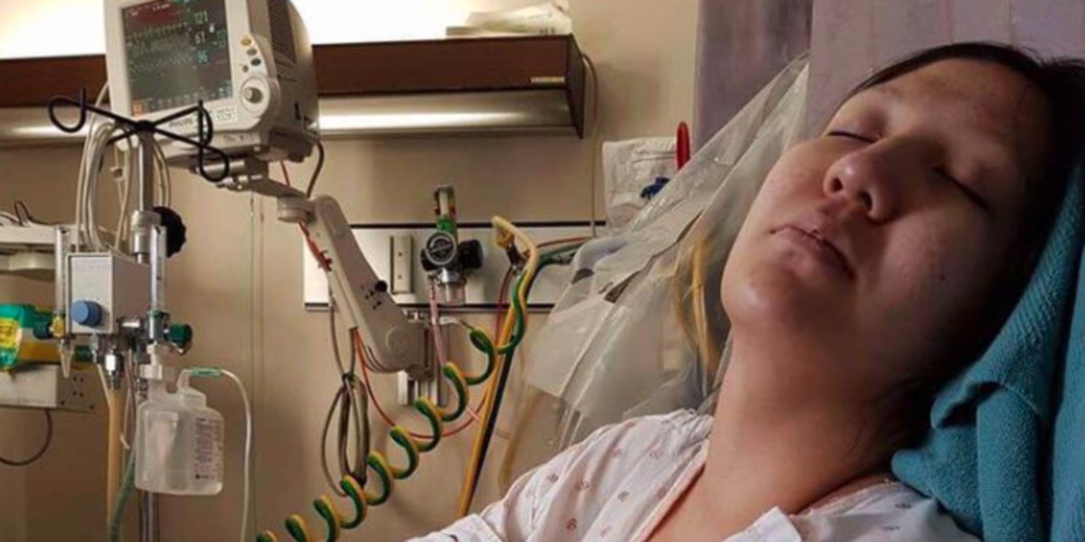 bug_brush's tweet image. Mum Who Struggled To Breastfeed Documents The 'Magical' Moment Her Daughter Finally Latched On crwd.fr/2wEKwue