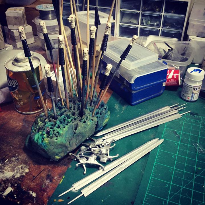 onesixthwarrior's tweet photo. #FullMetalCustoms #OSW
Working on some 1/6 scale Longclaw Swords for Jon Snow
β https://t.co/qtGTgfD7Z1 β #SixthScale β #OSW https://t.co/bRyTCl9PjF