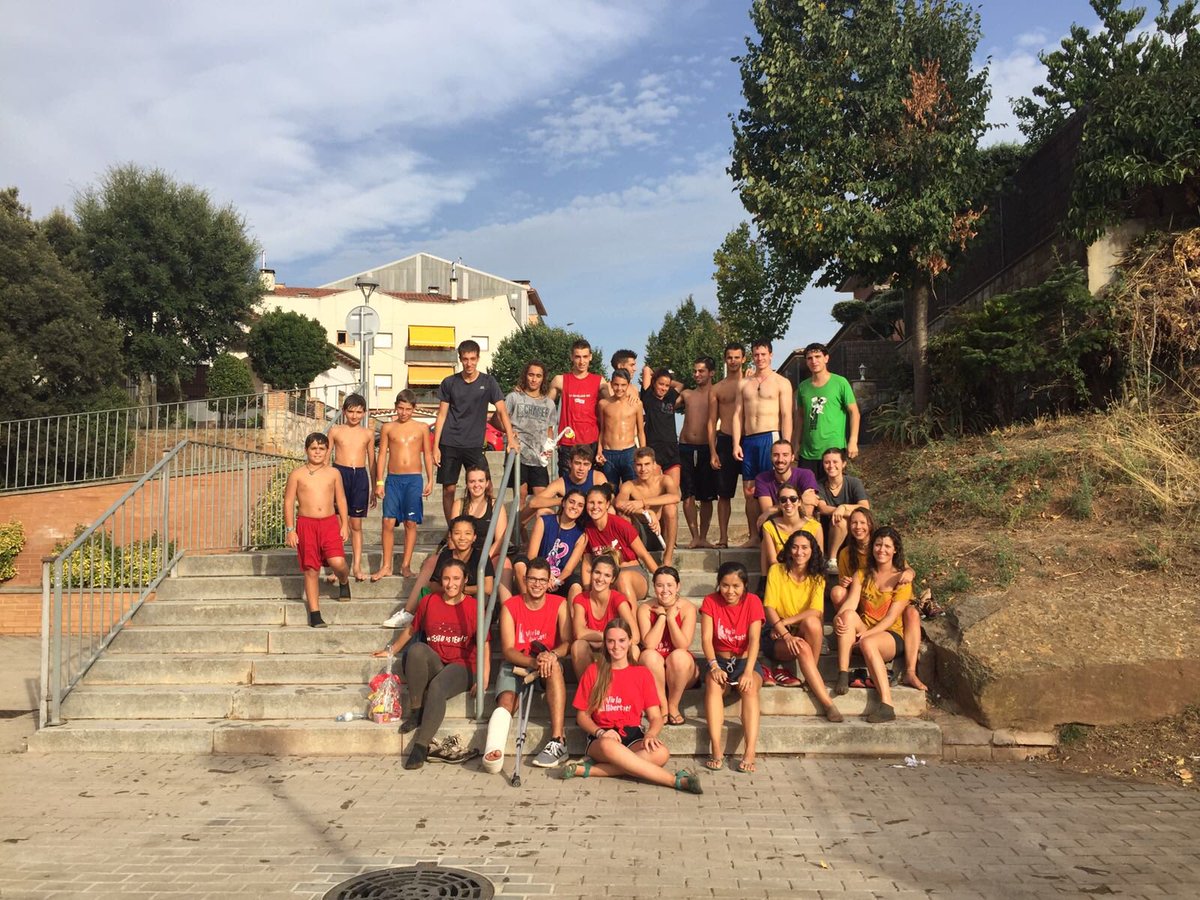 JoventTaradell's tweet photo. Gràcies per compartir la #gimcanagitana junts/es. #fmtaradell17 @taradell https://t.co/abszC9BxLl