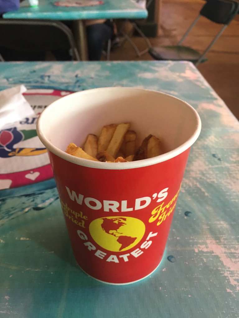 mberggren5150's tweet photo. World's greatest French fries is having its grand reopening! #MNstatefair #copyCap #dayofgluttony17 https://t.co/lMe6SGKO45
