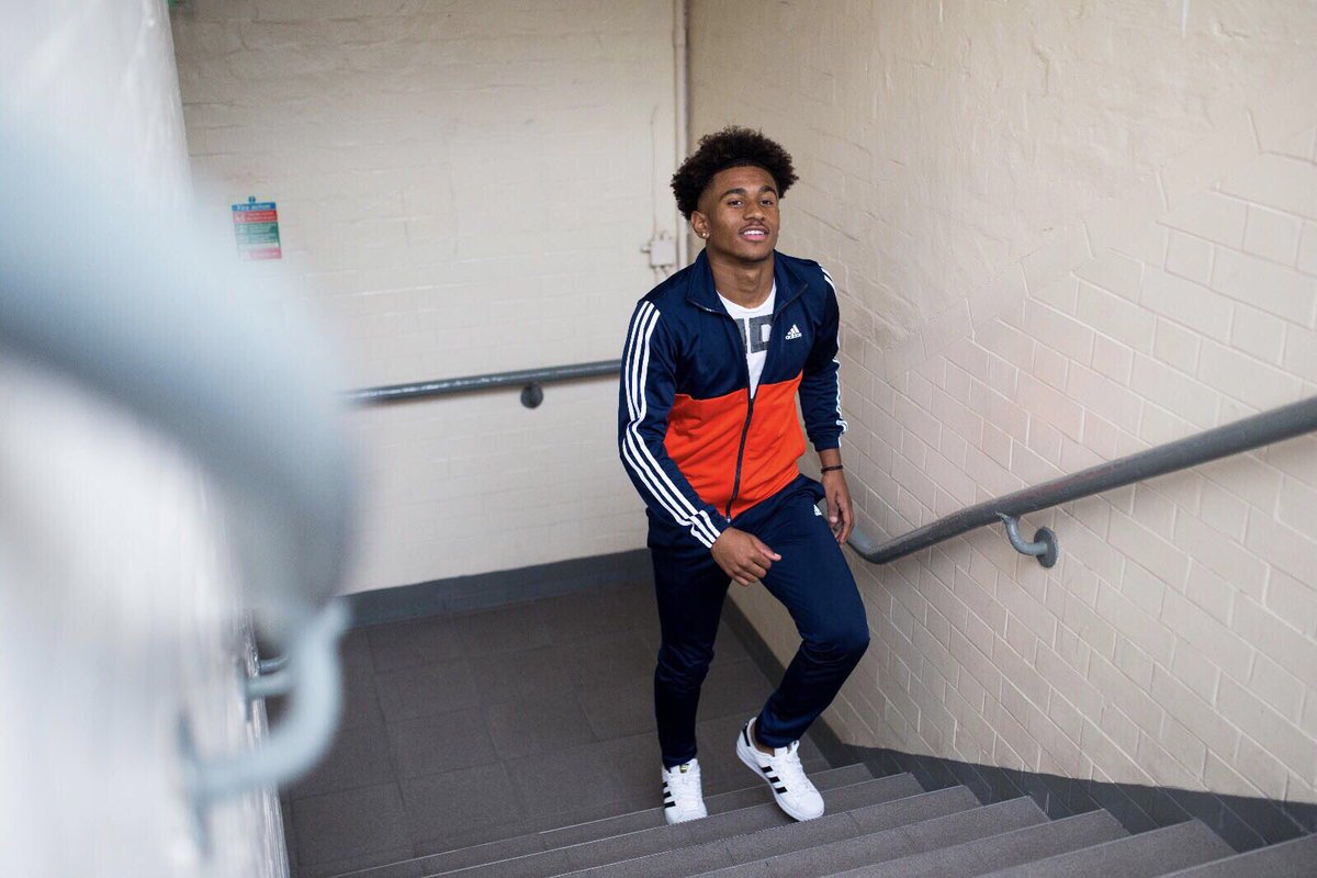 reiss nelson adidas