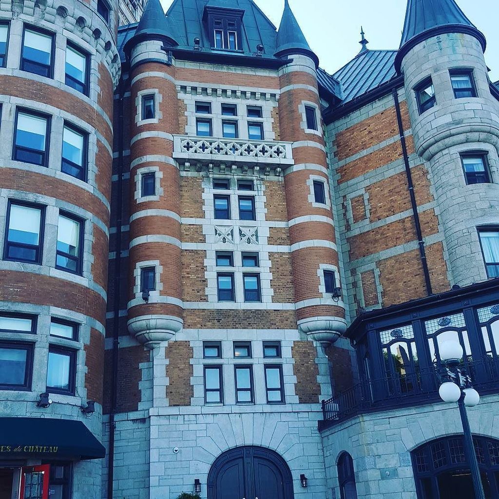 eventsbyelaine's tweet image. What a charming town! It would be the perfect location for a honeymoon or a weekend getaway. .
.
#oldquebec #quebe… ift.tt/2xGUK9Z
