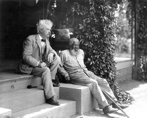 Mark Twain on racism, how religion is used to justify injustice, and what his mother taught him about compassion brainpickings.org/2014/10/24/mar…