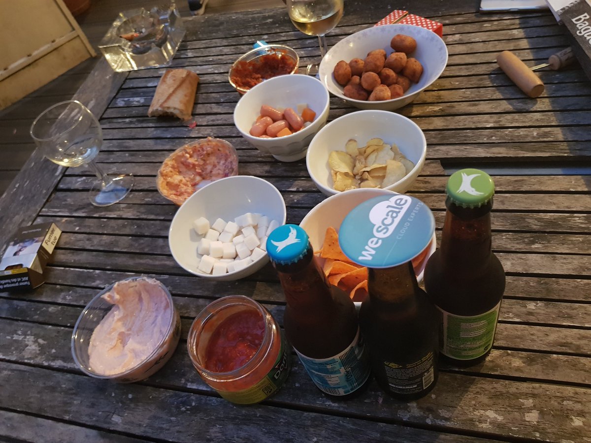 dawaxdotcom's tweet photo. @YesWeScale beers ! https://t.co/fJk7hR2peo