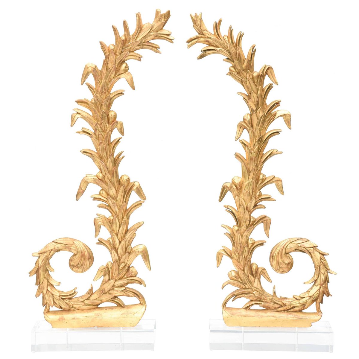 JamesAndJeffrey's tweet photo. Pair of oversize, foliate-carved, giltwood fragments, mounted on custom acrylic bases. https://t.co/zy7e9ymyg8 #jamesandjeffrey #antiquerow https://t.co/ytso4TQLZy