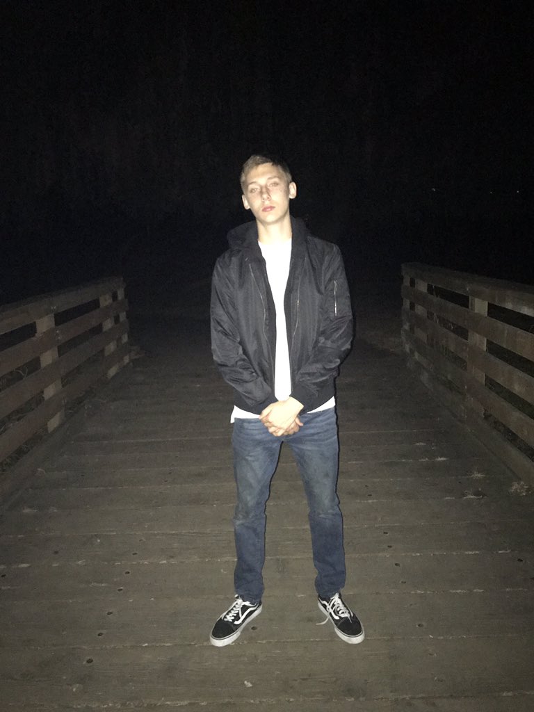 TaylorBradish's tweet photo. When in Portland https://t.co/o5pwrcwV4Z