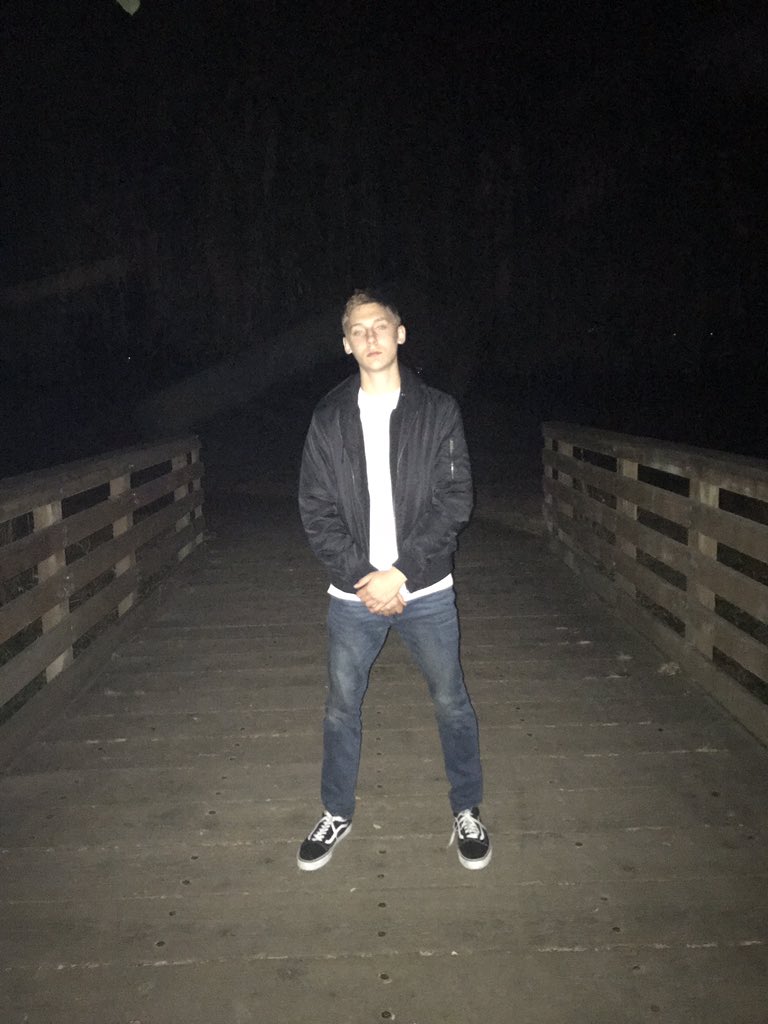 TaylorBradish's tweet photo. When in Portland https://t.co/o5pwrcwV4Z
