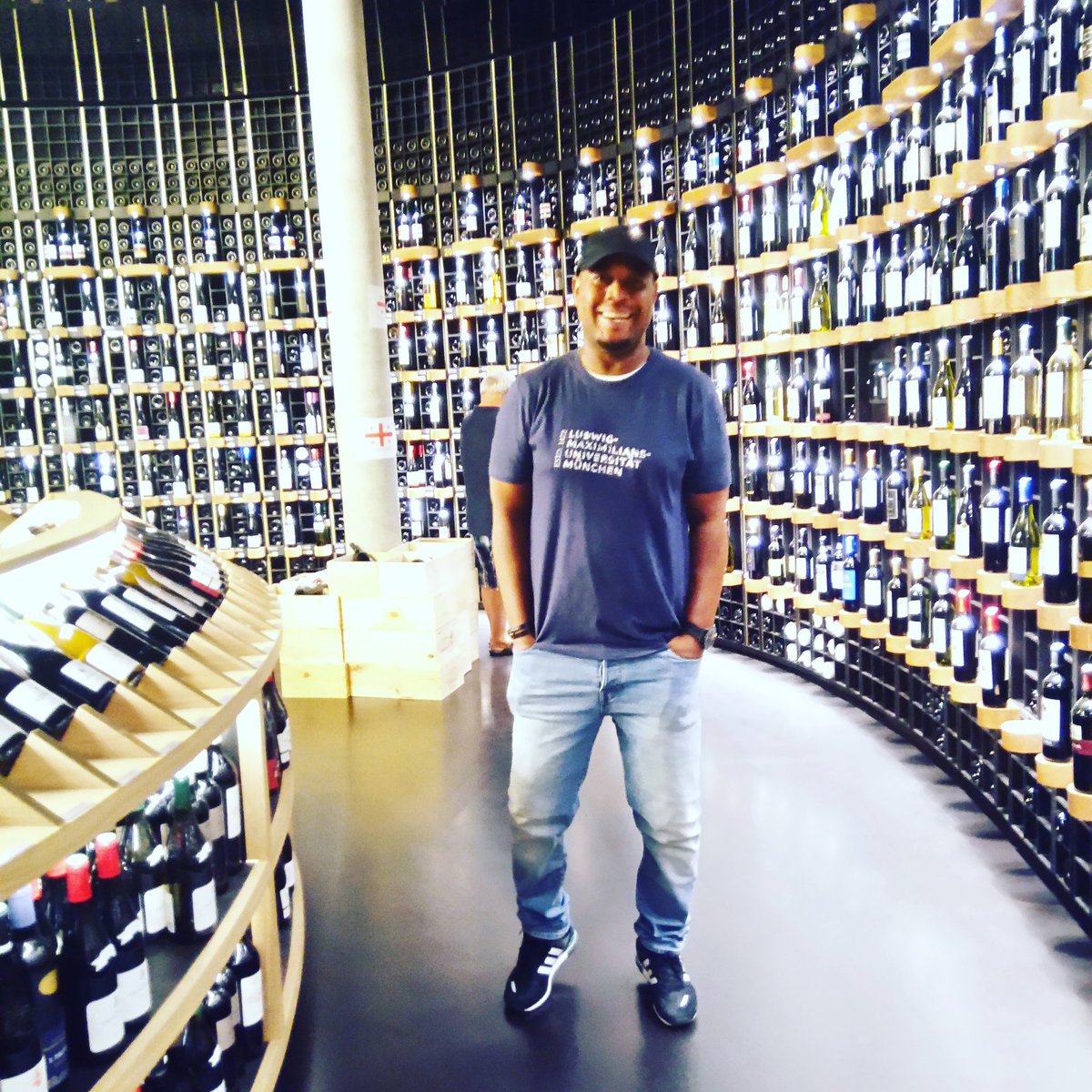 wosa_gh's tweet photo. Some @WOSA_ZA  brands represented on the shelves at La Cité du Vin in Bordeaux, France. #WOSA #drinksawine #Capewines  #bordeaux #wines https://t.co/moG8MYnJue