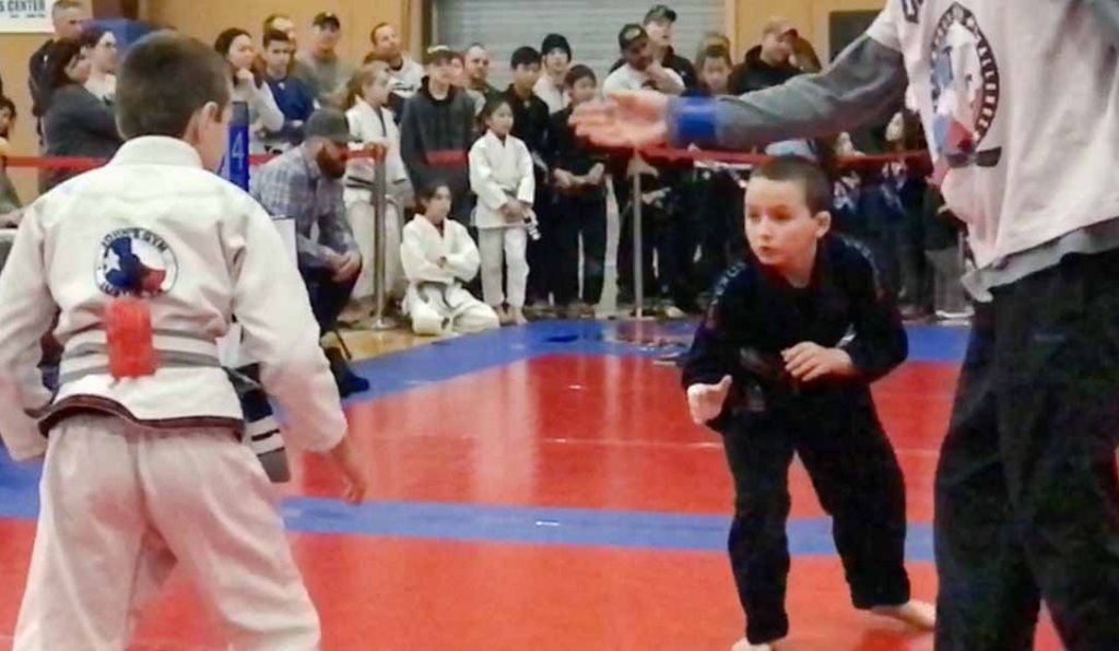 Volacci's tweet image. Place your bets now.  #DrupalSEO guy vs. #Drupal developer. ow.ly/MLz230eBh9B