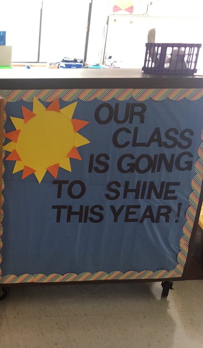 mrsoconnell91's tweet photo. Our new classroom is almost ready for the first day of school! #classroomsetup2017 https://t.co/SUthpaKuDQ