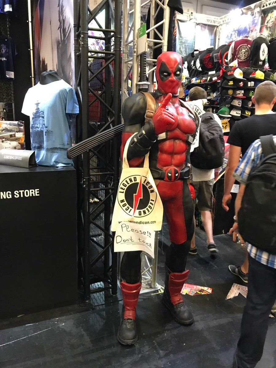 community_era's tweet photo. Wie versprochen noch ein paar Einblicke von der #gamescom2017 https://t.co/jnFWS3yWNa