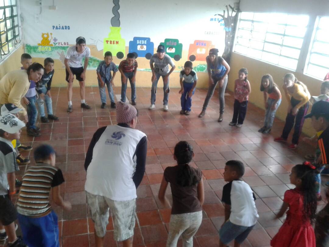 Plan “Agosto De Escuelas Abiertas” Beneficia a los niños y niñas del Estado Táchira..!!! #EscuelasAbiertasSembrandoFuturo <a href="/charlychaves/">Charly Rojas Chaves</a>