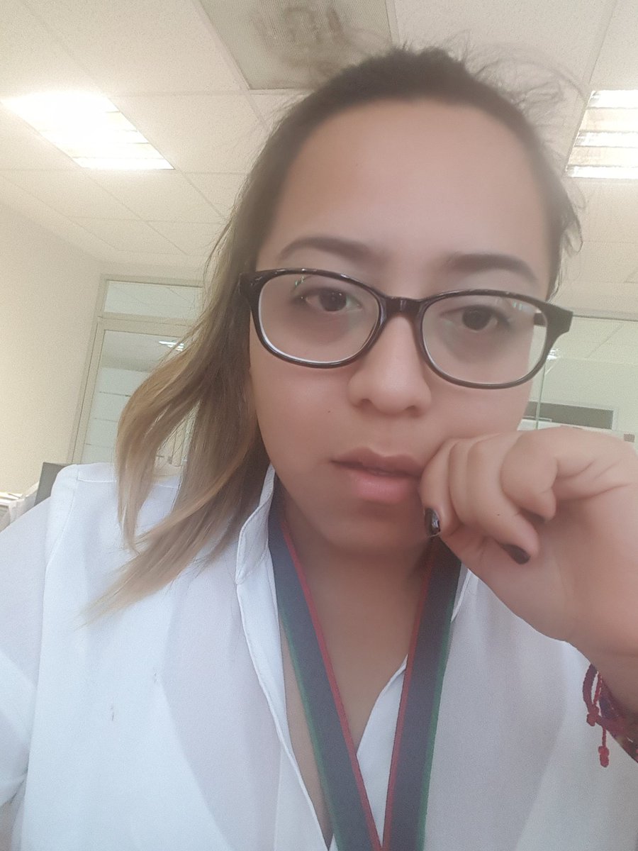 IngridSamaraa's tweet photo. Necesito vacaciones ... ya no puedo ni con mi alma #workworkwork #yanoquiero #ojerasmil #needvitaminsea https://t.co/QF96aQbDOG