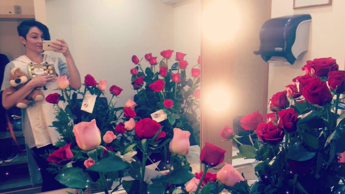 LauraVignatti's tweet photo. 💕🌹🙏🏻🌻🌟🦋🐻😊 de verdad que son lo más bello que he podido conocer! Mi primer regalo de cumpleaños!🎉🎊❤️ las adoro mis niñas hermosas! 😍😍😍 https://t.co/vUdeU9eYo4