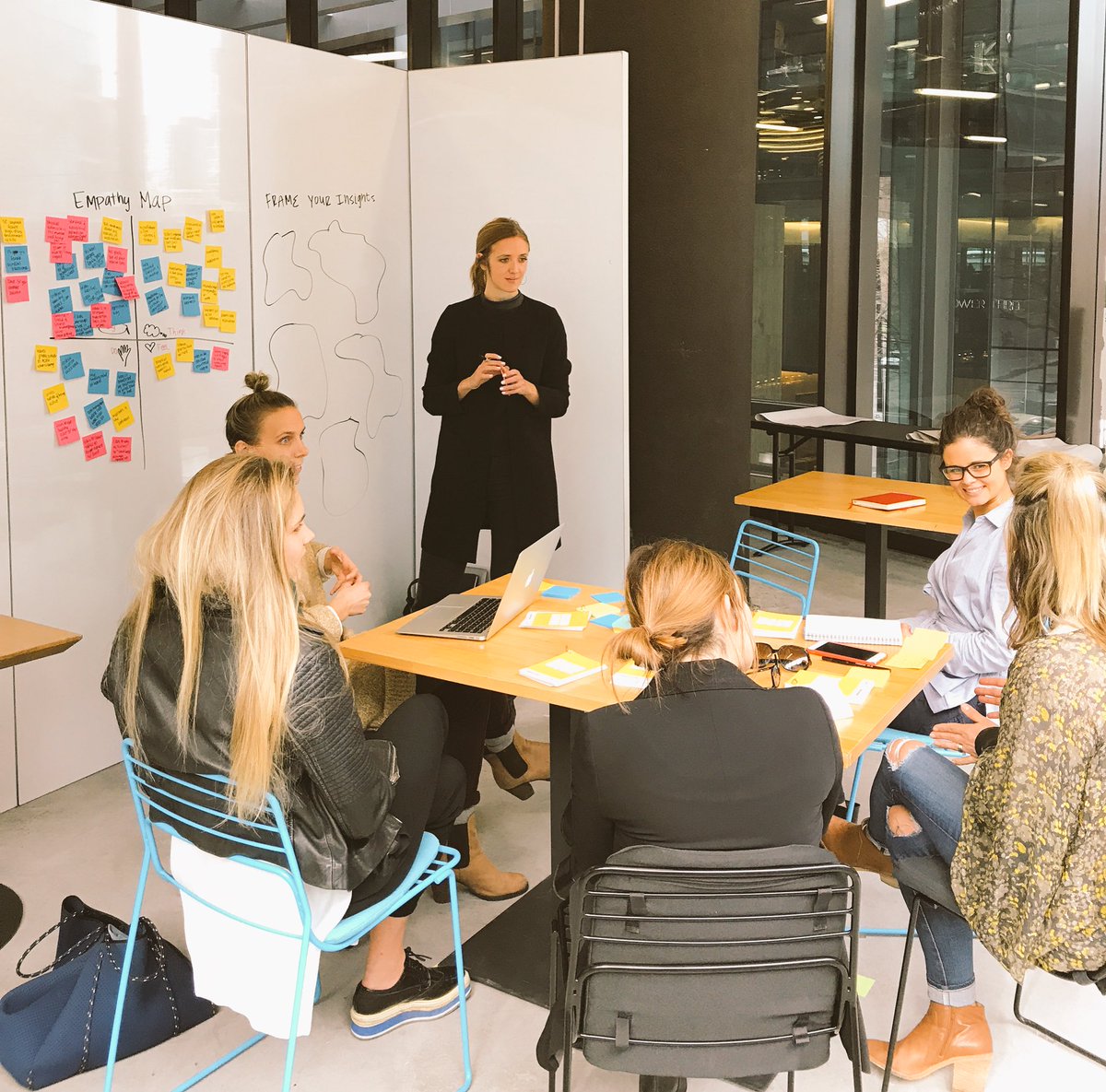 Smiling_Mind's tweet photo. More team #designthinking with @CommBank #cbainnovationlab today. Thanks for having us! #smilingmind #empathy #sleep #mindfulaussies https://t.co/2h54YMjltE
