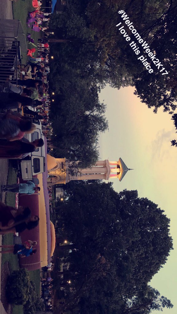 Brady_W_Ray's tweet photo. Every year just gets better and better. #TNU #WelcomeWeek2K17 https://t.co/83xN1oH4uh