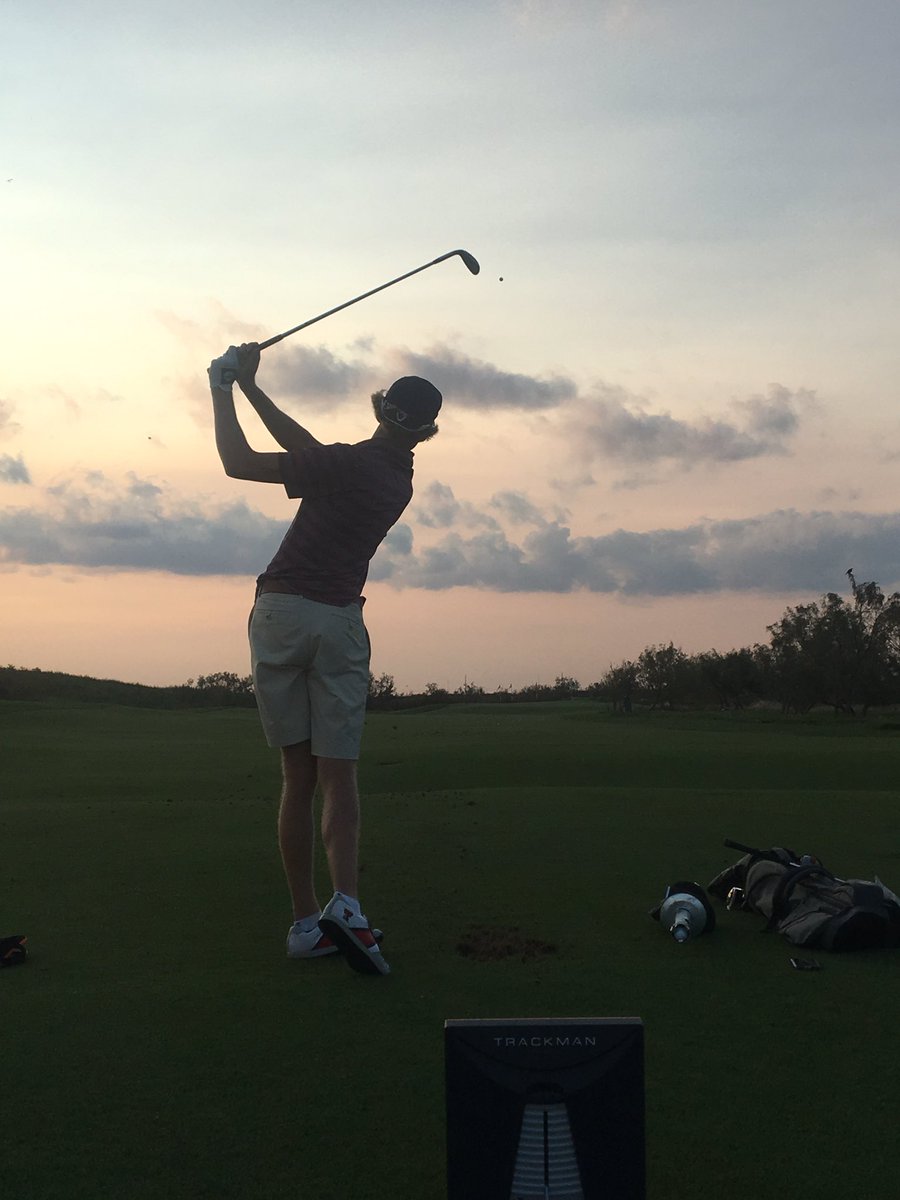 MikkelGolf's tweet photo. Evening wedge session with @FNilehn at the Rawls course #TTUgolf https://t.co/3x3FcPfpS5