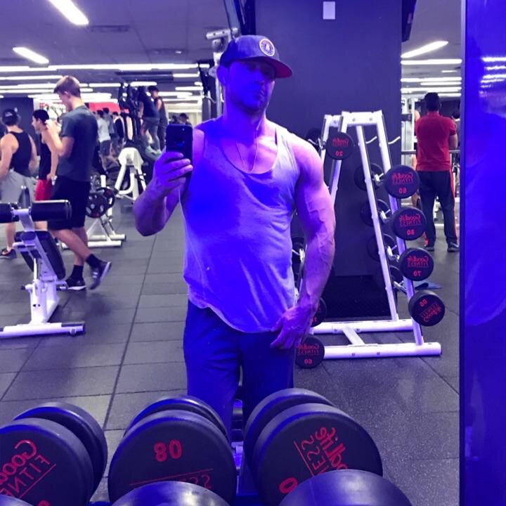 livemetaco's tweet photo. 🙌 YASSS It's time for #liveme's show 🅱️🦅eagle🦅 : https://t.co/UO0KZhEeHn https://t.co/RDW6sYn72X