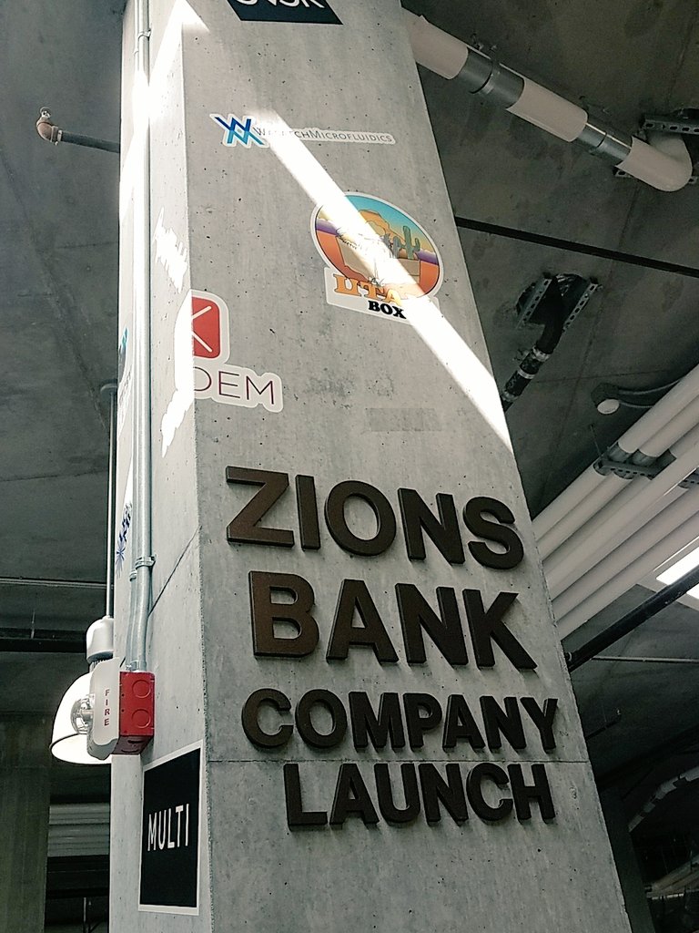 LassondeInst's tweet photo. We're meeting with the new Company Launch #startups today @UUtah. Follow their progress with us. https://t.co/S0EXdPAAr7 https://t.co/Gf4IMDunpT