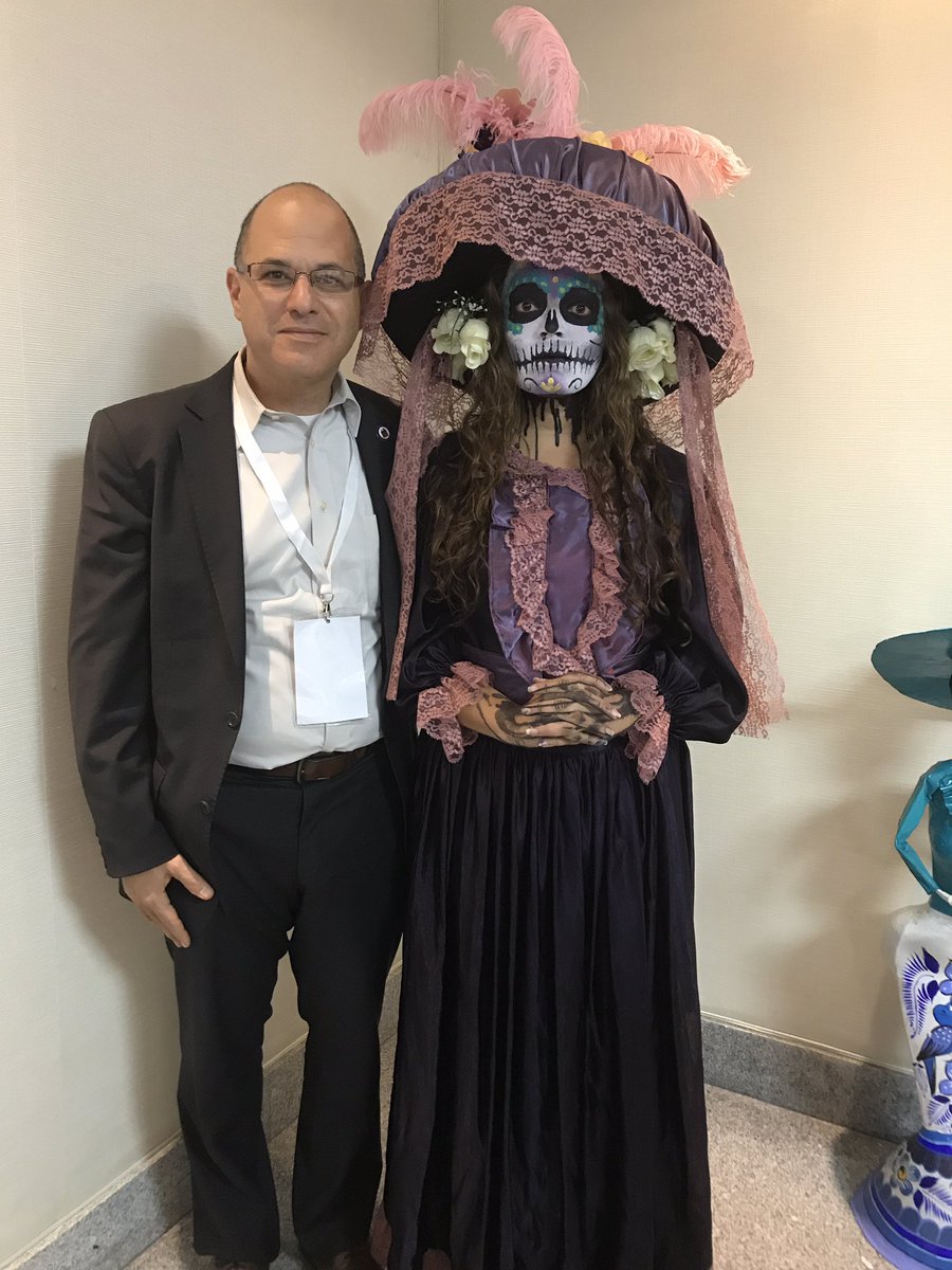 Celebrating Día de los Muertos (a bit early) in #Monterrey! <a href="/IIPCoordinator/">IIP Coordinator</a> <a href="/YLAINetwork/">YLAINetwork</a>