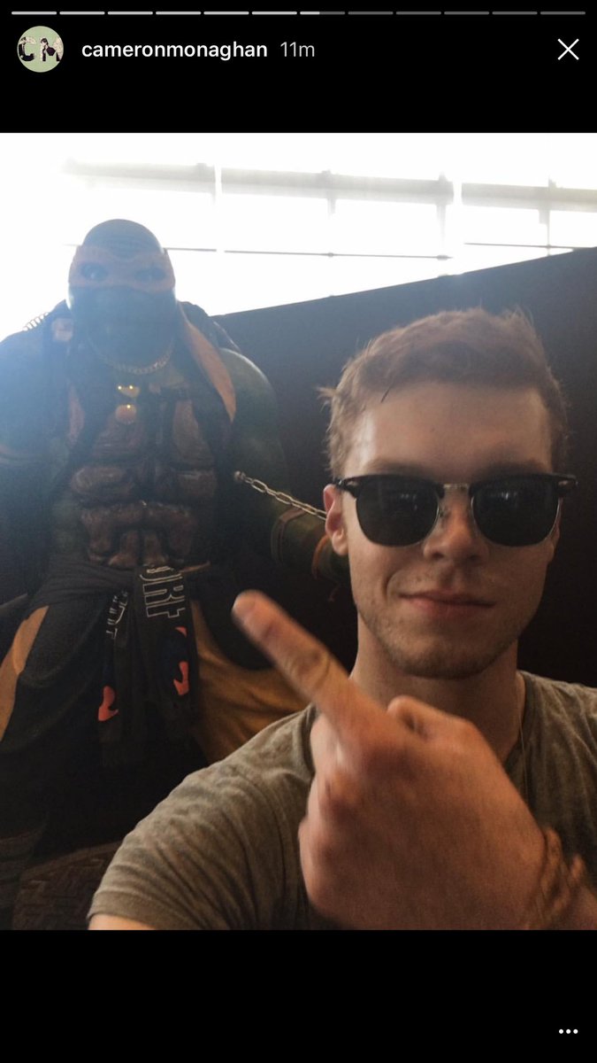 l_forshort's tweet photo. He sent this directly to Noel I'm sure of it https://t.co/EYcUYCL4x9
