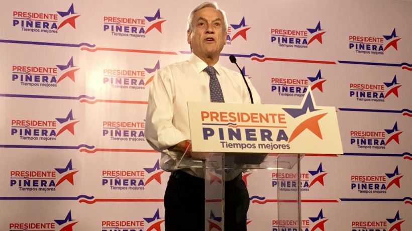 soychilecl's tweet photo. Piñera calificó de "poca sensibilidad con las víctimas“ las declaraciones de Abbott por el ataque incendiario https://t.co/B8kXXYG36w https://t.co/LZsl0ayAhC