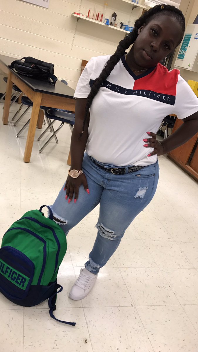 _CoreyaaA's tweet image. 💸