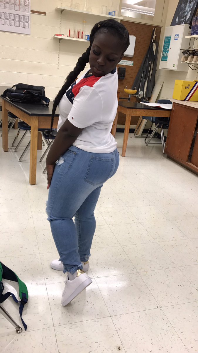 _CoreyaaA's tweet image. 💸