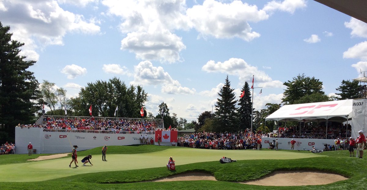 BrookeHenderson's tweet photo. Thanks to the thousands of fans I had supporting me @CPwomensopen this past week!! Your support means the world to me! 💕 https://t.co/dRkpE90a9H