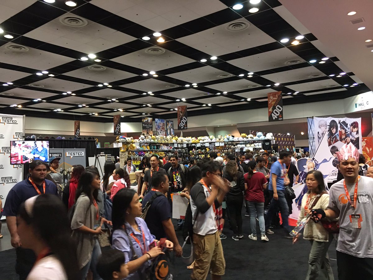 LivePlayGeek's tweet photo. Had so much fun at #crunchyrollexpo2017 https://t.co/IKU1UKsS2Q