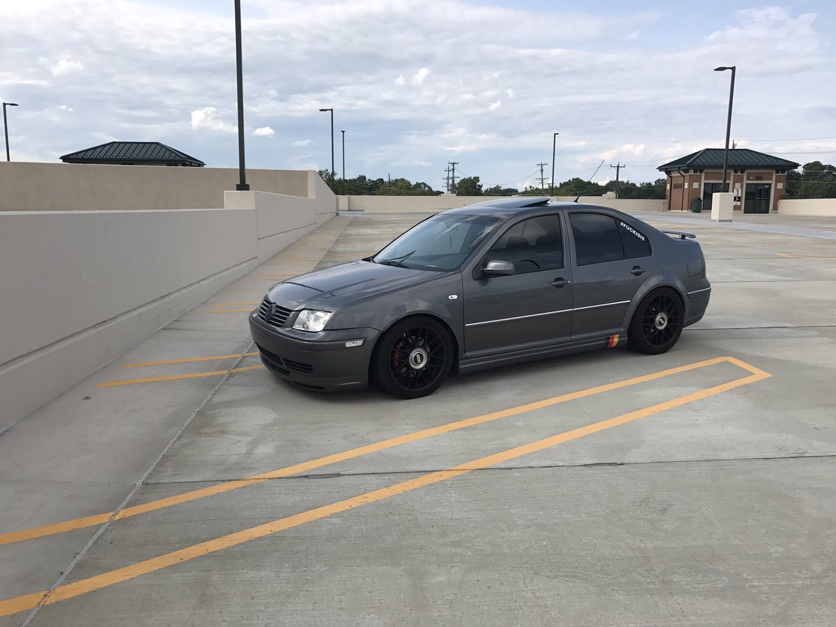nathanwhiteeyy's tweet photo. Life is too short to drive boring cars https://t.co/K3l9v2ouAm