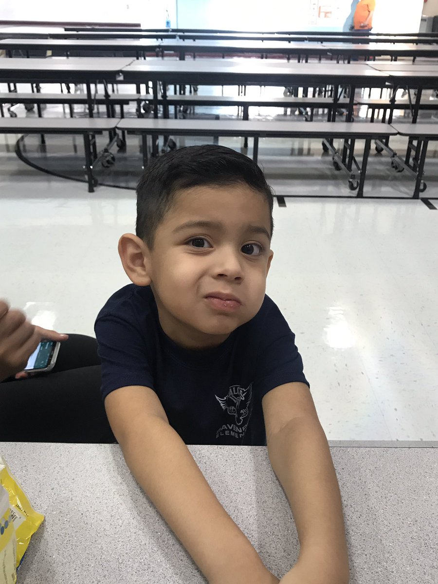 ddefalcons's tweet photo. Happy #firstdayofschool #canutillogrit #ddefalcons https://t.co/ilFaYKEPKn