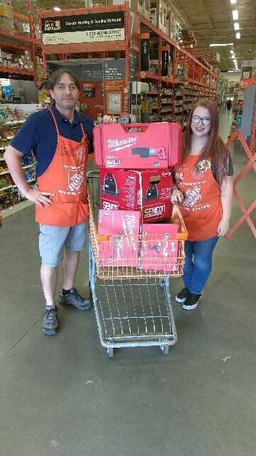 jwdresults67's tweet photo. Great Job to Justin , Jessie and H/C Alex from store 3638 on a great awareness and recovery with customer service https://t.co/iIkY5ajYM7