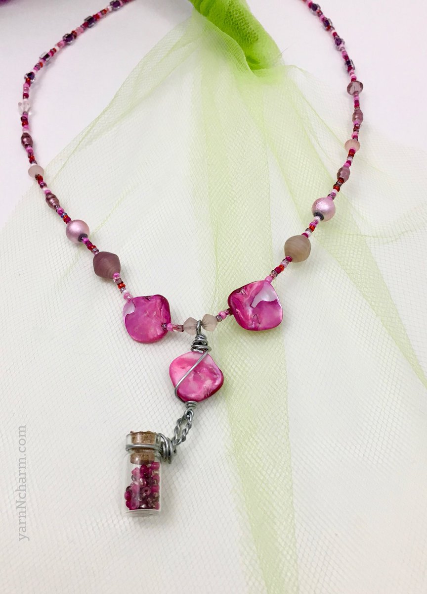 YarnNCharm's tweet photo. https://t.co/shrYTTfOEC

#pixiedust #wirewrapped #fairytale #necklace #magic #etsychaching #handmade #discount #onsale #shell #clearance https://t.co/1O1TtKjgEC
