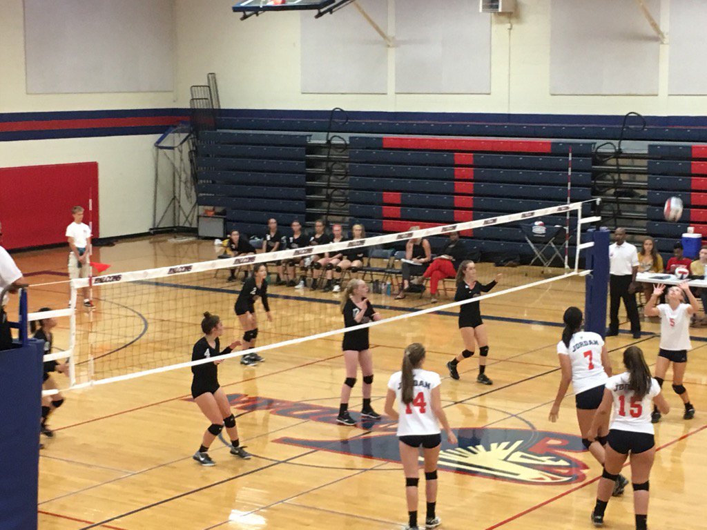 arubapam's tweet photo. We are ready for some volleyball - CRHS vs Jordan.  @AthleticsCRHS https://t.co/YPmZbHyHPK