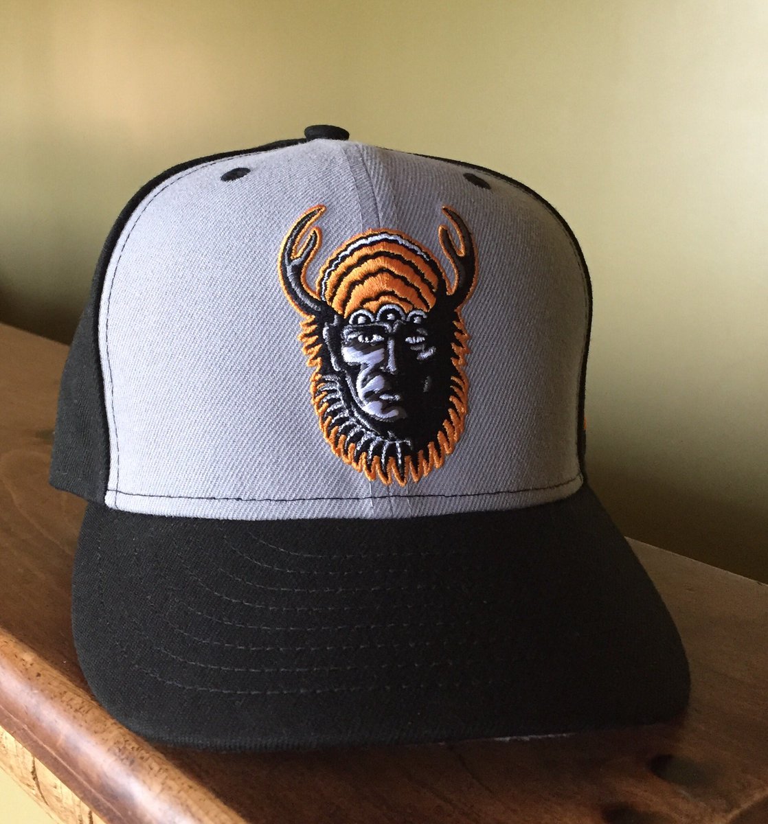 medicinemenlax's tweet photo. Anyone looking for a NEW ERA Medicine Men lid get hold of @Muskies_11 $45 Canadian. #LimitedEdition #LimitedSizes #NotGonnaLastLong https://t.co/KGzymYE97S