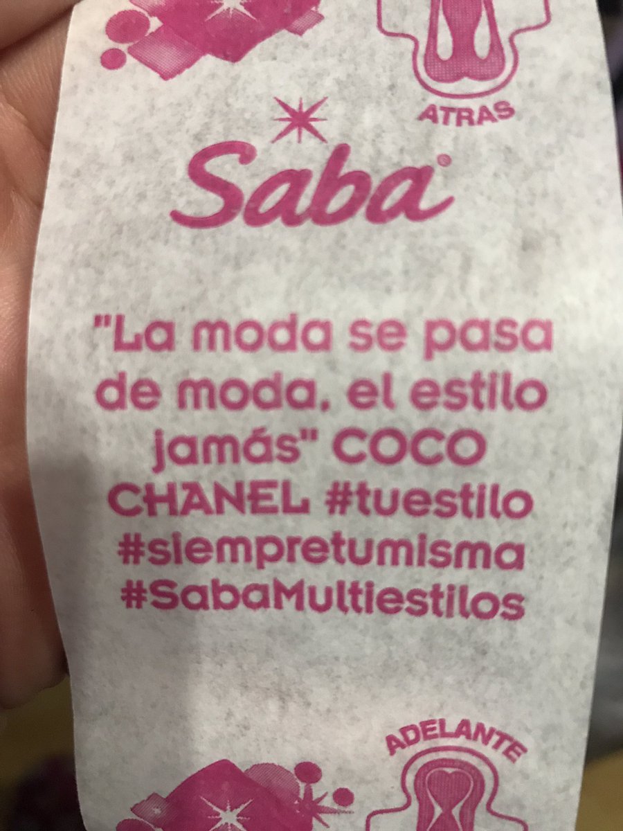danicedenou's tweet photo. Siento que se me mueren 5 neuronas cada vez que abro una toalla y veo las frases que les ponen π https://t.co/FPbJUvde6R