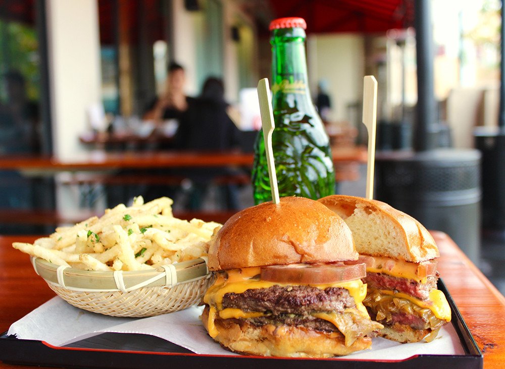 K Ramen Burger Beer tweet media