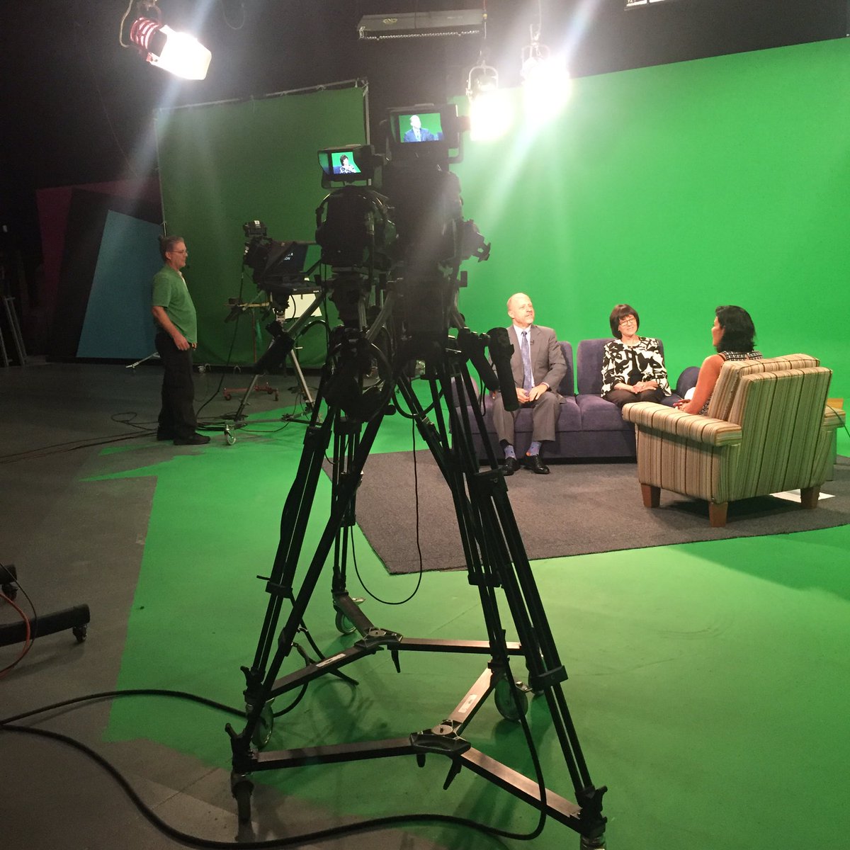 phxartsculture's tweet photo. Talking to @WatchPHX11 about the amazing #AEP5 news #artsandculture #phx #ArtForEveryone #supportforarts #artsmeanbusiness #investinarts https://t.co/9tX11xIZty