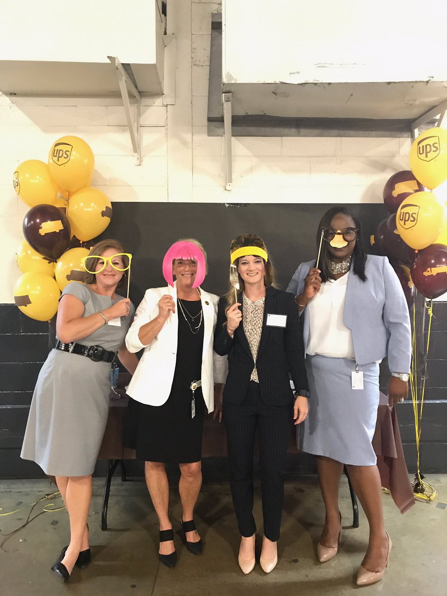 CP_UPSers's tweet photo. Lights, Camera, Photo booth! 😂🎉📷 #UPS110 https://t.co/c4cdvfEiUI
