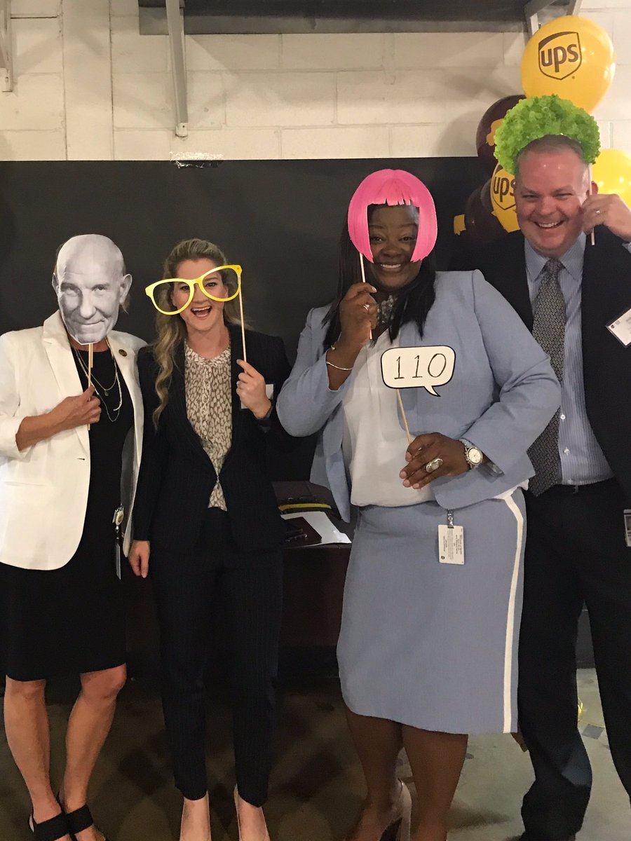 CP_UPSers's tweet photo. Lights, Camera, Photo booth! 😂🎉📷 #UPS110 https://t.co/c4cdvfEiUI