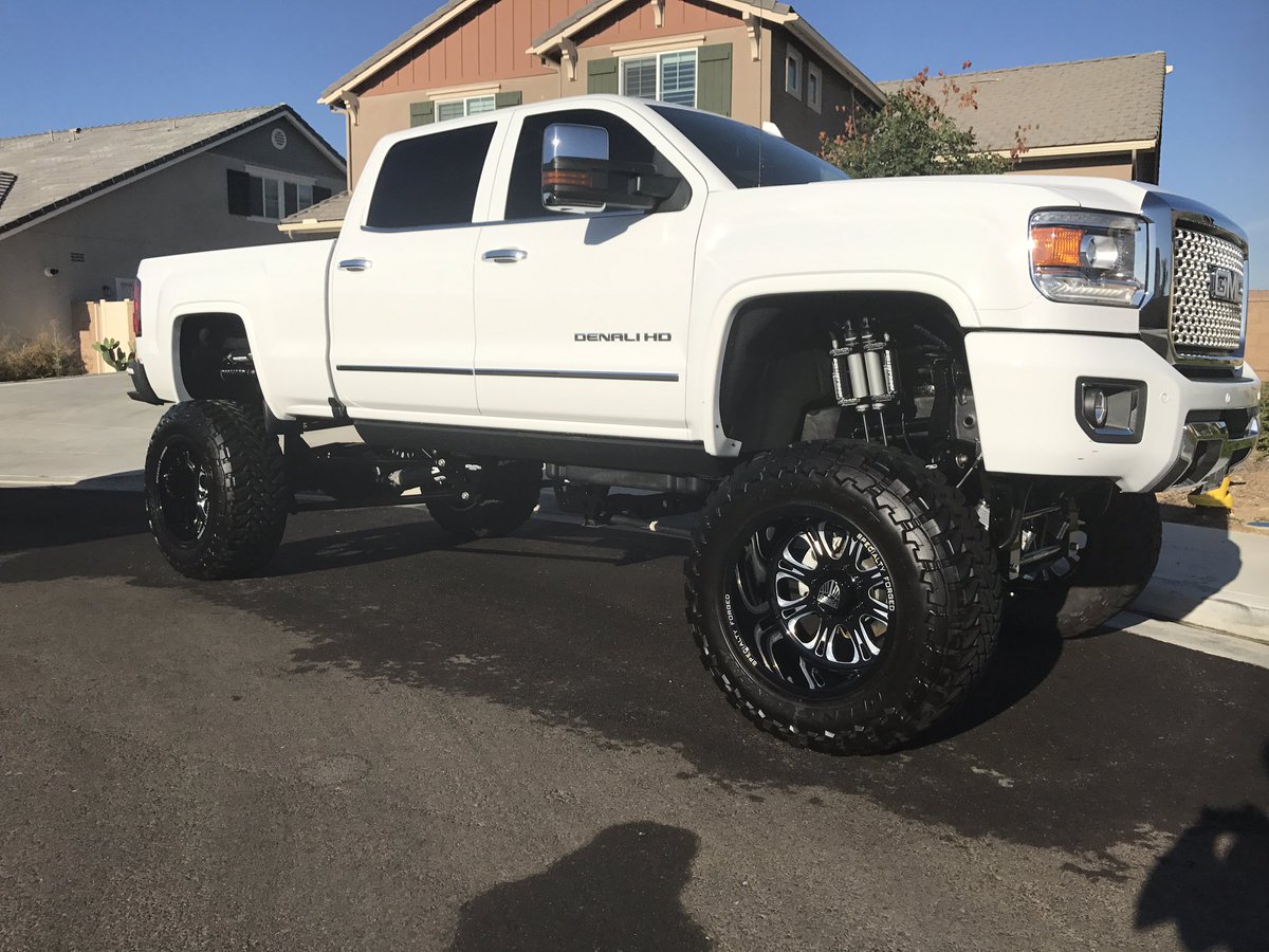 Monster truck detailing #needneedaladder