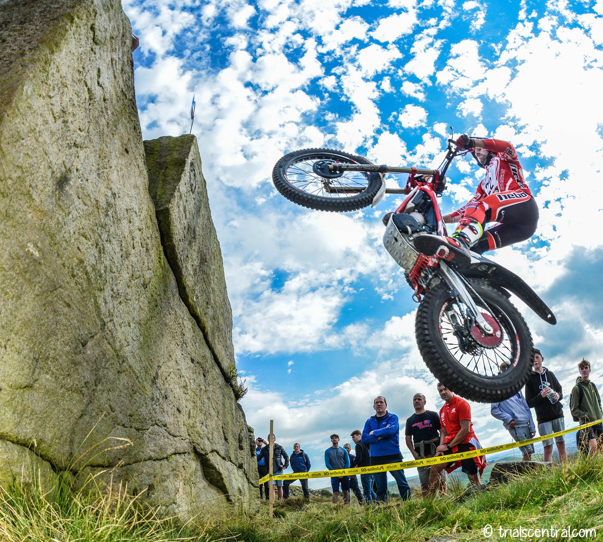 A different view of today's Yeadon Guiseley Supertrial winner, <a href="/jamesdabill/">James Dabill</a>. Extensive gallery now on TC at bit.ly/2wjmLVB