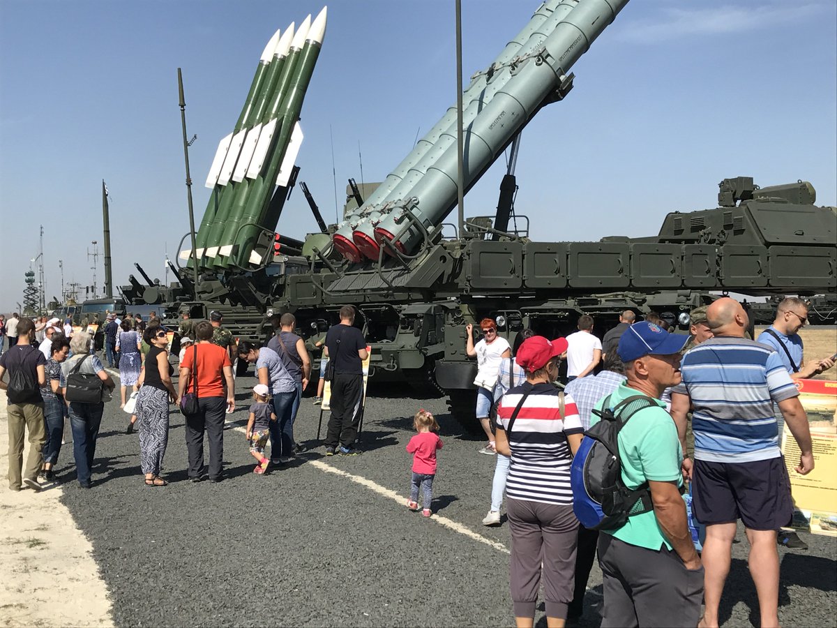 صواريخ بوك إم -3  تدخل الخدمة بالجيش الروسى هذا العام   DIWWNWyW0AIGi7W