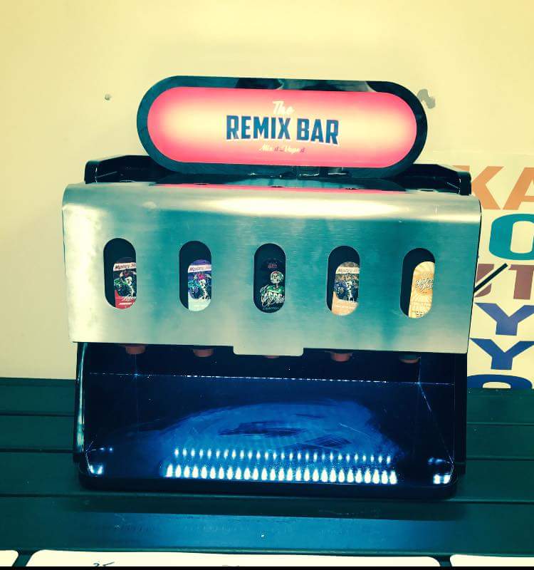 RemixJuiceCOM's tweet photo. #MiniRemixBar proposes 5 Premium #Ejuice in your #VapeShop #VapeCrew 61 station road east, Penrose, New Zealand 1061 #VapeLife #VapeCloud https://t.co/EkRHPIFBaa