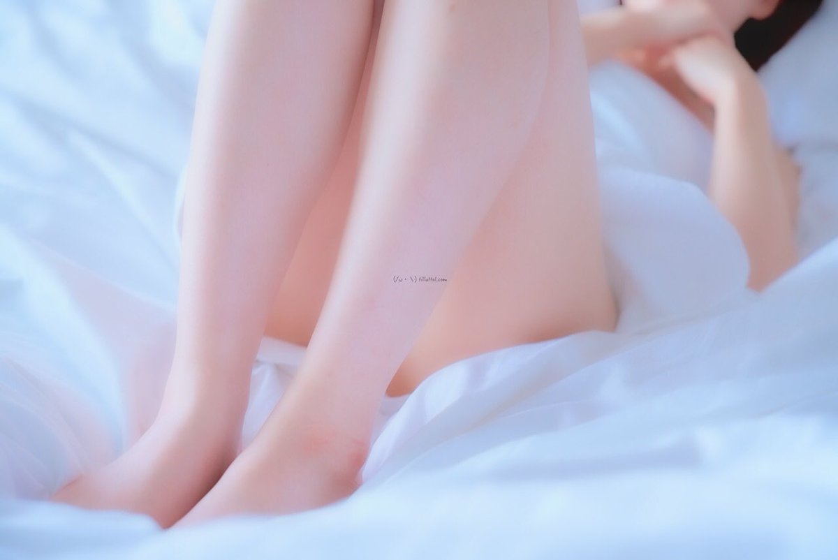 tillattol's tweet photo. 【No.0549】
作品:フェチ

#朝からフェチ活 
#raw現像 
#a7S2 
#SEL2470GM 
#ふともも
#タオル 
#センターハンド 
#RT歓迎
#見えそうで見えない
#tillattolmm https://t.co/13dGUIjmPE