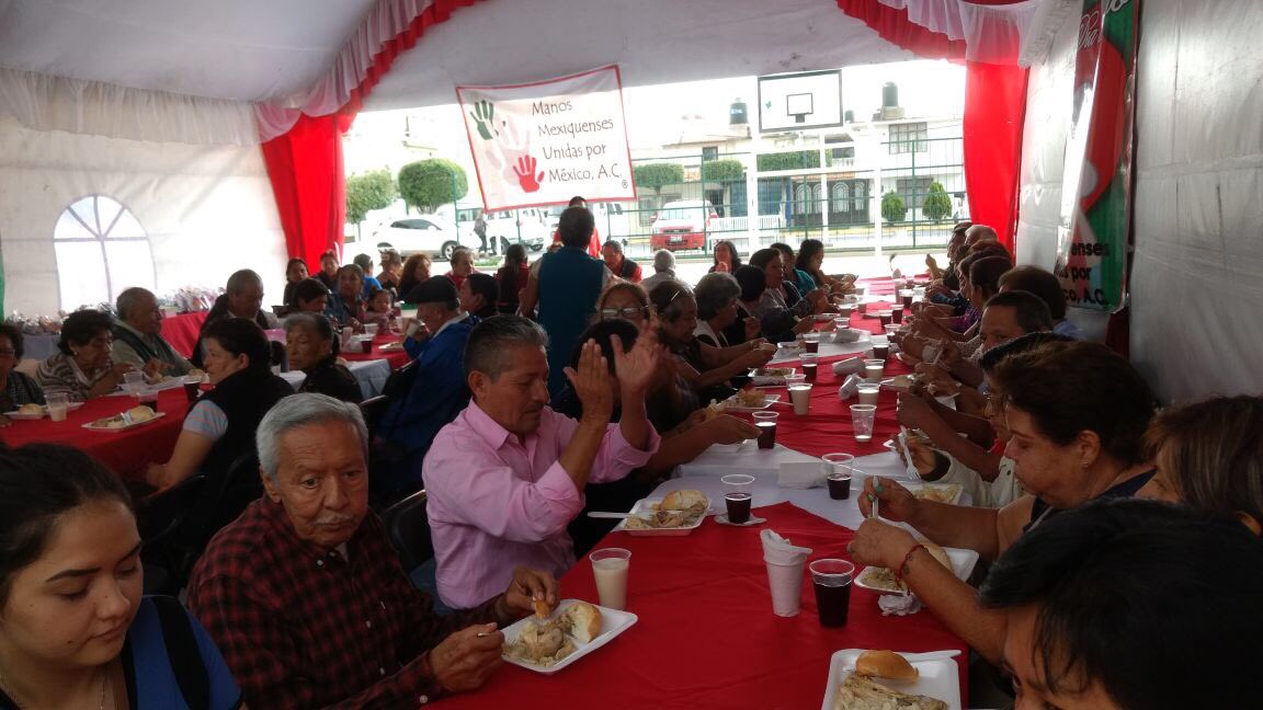 alma_quiles's tweet photo. Convivió Día Del Adulto Mayor, Día de nuestros Abuelitos en Izcalli Nezahualcóyotl ... https://t.co/LEVhs8nE9X