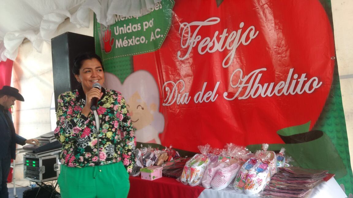 alma_quiles's tweet photo. Convivió Día Del Adulto Mayor, Día de nuestros Abuelitos en Izcalli Nezahualcóyotl ... https://t.co/LEVhs8nE9X